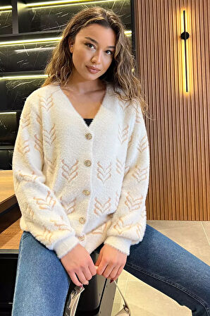 Kadın Yumoş İplik Sakallı Triko Ceket