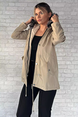 Kadın Kapüşonlu İçi Peluş Mont