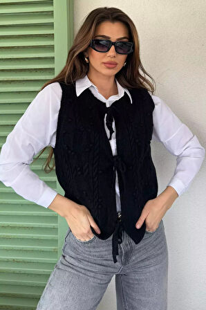Kadın Örgü Desenli Bağlamalı Triko Yelek
