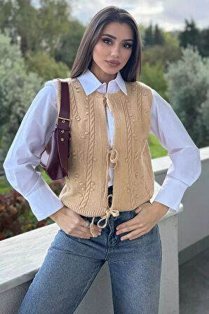 Kadın Örgü Desenli Bağlamalı Triko Yelek