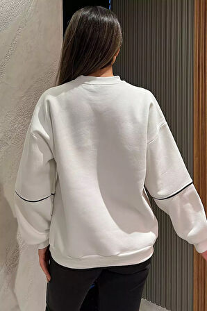 Kadın Üç İplik Şardonlu Nakışlı Sweatshirt