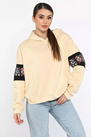 Kol Nakışlı Şardonlu Kadın Sweatshirt