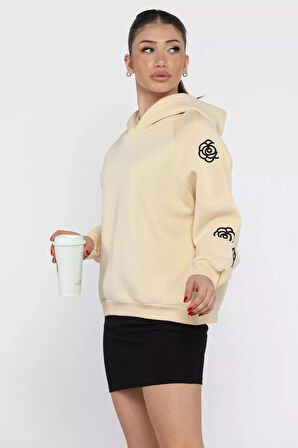Kadın Kapüşonlu Kol Nakış Detaylı Şardonlu Sweatshirt