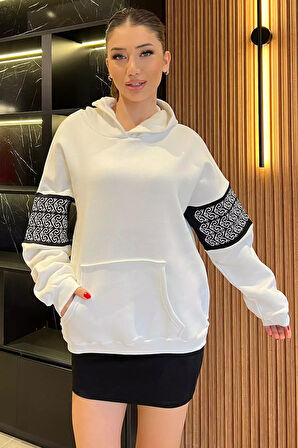 Kadın Kapüşonlu Kol Detaylı Şardonlu Sweatshirt
