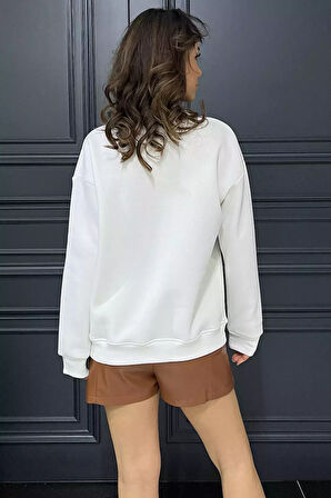 Kalp Nakışlı Üç İplik Şardonlu Kadın Sweatshirt