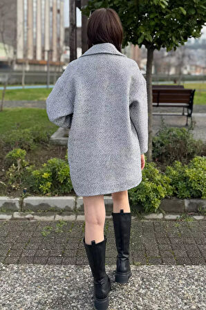 Kadın Astarlı Balıksırtı Desen Oversize Kaşe Kaban