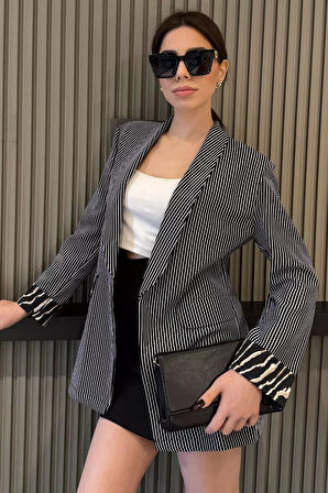 Kadın Çizgili Kol Detaylı Blazer Ceket
