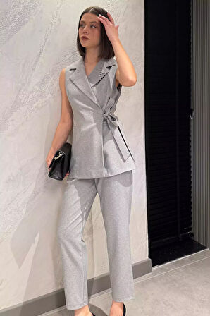 Kadın Broş Detaylı Yelek Pantolon İkili Takım