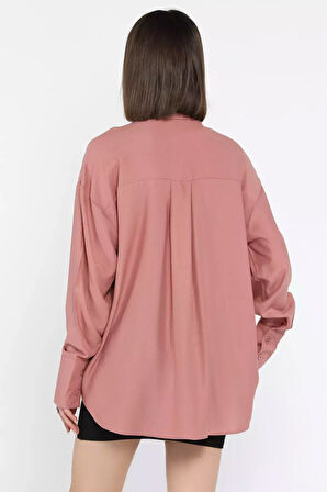 Kadın Yaka Taş İşlemeli Kendinden Desenli Gömlek