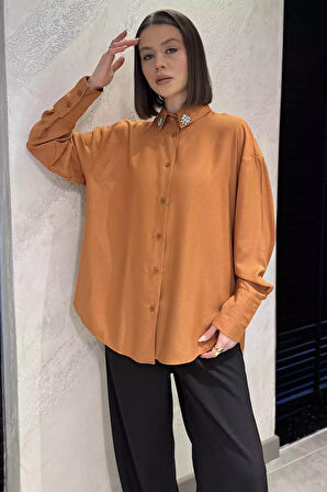 Kadın Yaka Taş İşlemeli Kendinden Desenli Gömlek