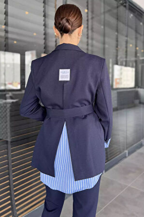 Gömlek Garnili Yırtmaç Detaylı Kadın Kuşaklı Blazer Ceket