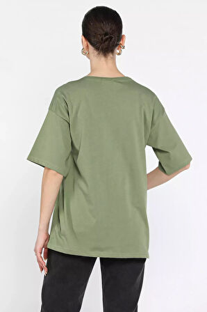 Ön Yazı Baskılı Bisiklet Yaka Kadın Tişört