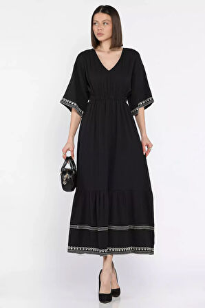 Kadın V Yaka Bel Lastikli Nakış Detaylı Salaş Elbise