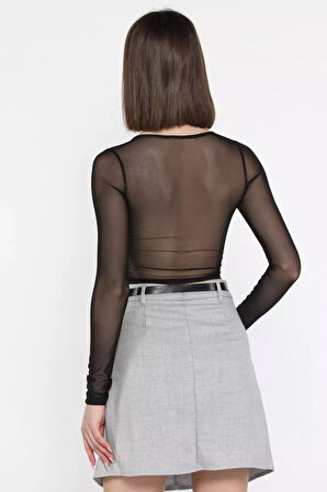 Kadın Kare Yaka Sırt Ve Kol Transparan Crop Top Bluz