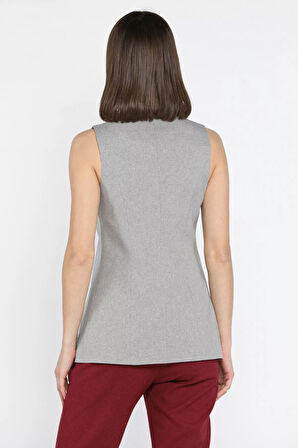 Astarlı Düğme Detaylı Kadın Yelek