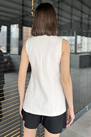 Astarlı Düğme Detaylı Kadın Yelek