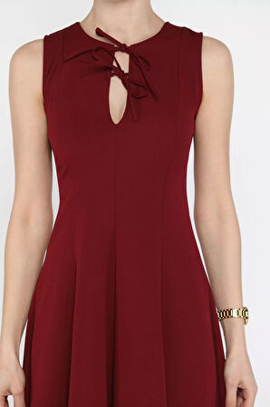 Ön Bağlamalı Sıfır Kol Elbise