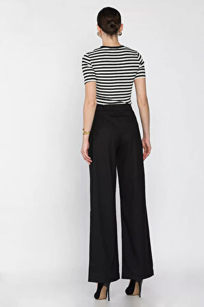 Kadın Kemer Aksesuarlı Yüksek Bel Pileli Pantolon