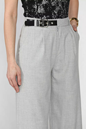 Kadın Kemer Aksesuarlı Yüksek Bel Pileli Pantolon