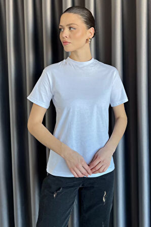 Dik Yaka Kadın Tişört