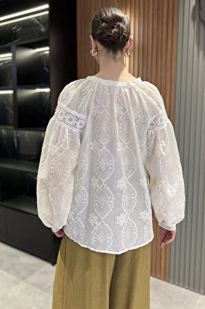 Balon Kol Dantel İşlemeli Kadın Bluz