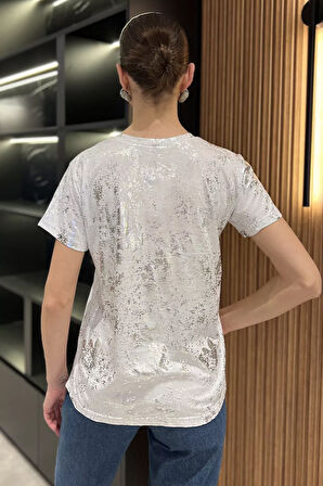 Bisiklet Yaka Varak Baskılı Kadın Tişört