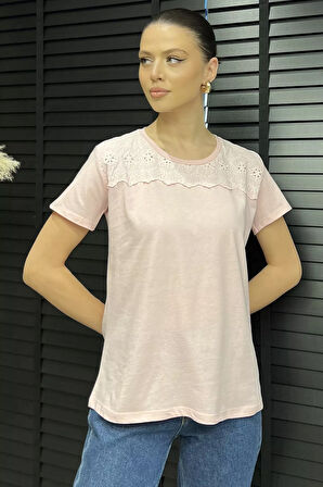 Kadın Dantel İşlemeli Bisiklet Yaka Tişört