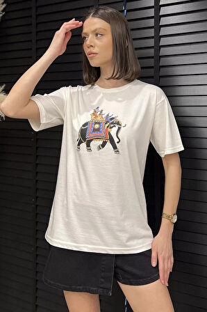 Baskılı Taşlı Kadın Tişört