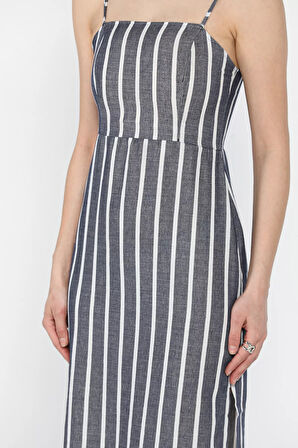 Kadın Ayarlanabilir Askılı Çizgi Desenli Yırtmaç Detaylı Elbise