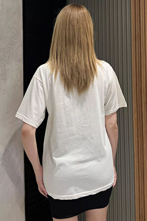 Kurdele Taşlı Bisiklet Yaka Kadın Tişört