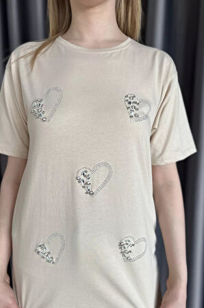 Kalpli Taş Detaylı Kadın Tişört