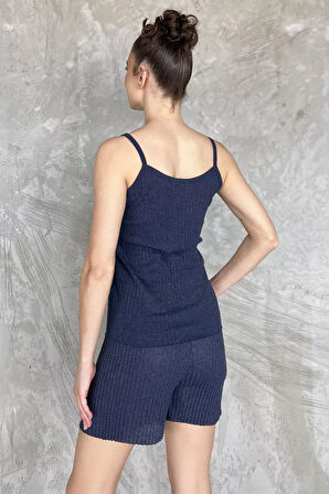 Kadın Kendinden Çizgi Desenli Şortlu İkili Takım