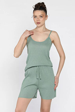 Kadın Kendinden Çizgi Desenli Şortlu İkili Takım