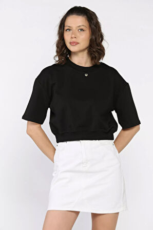 Kadın Metal Kalp Aksesuarlı Tişört