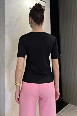 Kadın V Yaka Aksesuarlı Triko Bluz