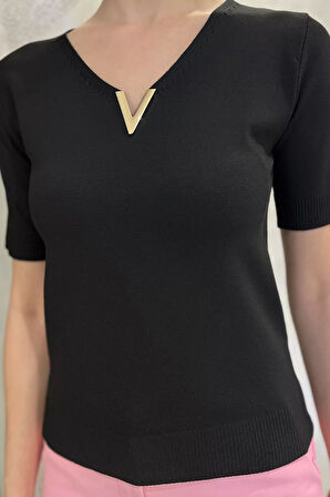 Kadın V Yaka Aksesuarlı Triko Bluz
