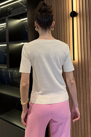 Kadın V Yaka Aksesuarlı Triko Bluz