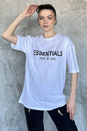 Bisiklet Yaka Ön Baskılı Kadın Tişört