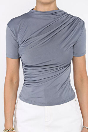 Kadın Omuz Ve Bel Drapeli Kısa Kol Bluz