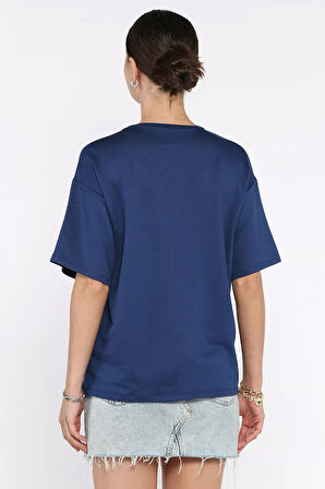 Kadın V Yaka Basic Tişört