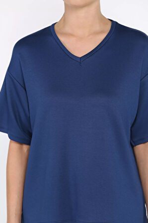 Kadın V Yaka Basic Tişört