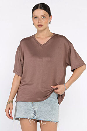 Kadın V Yaka Basic Tişört