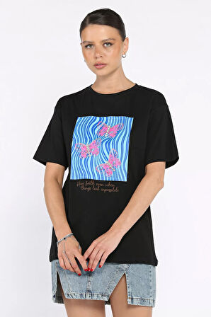 Kadın Bisiklet Yaka Baskılı Taş İşlemeli Tişört