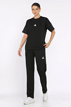 Kadın Nakış Detaylı Bisiklet Yaka Tişört Pantolon İkili Takım