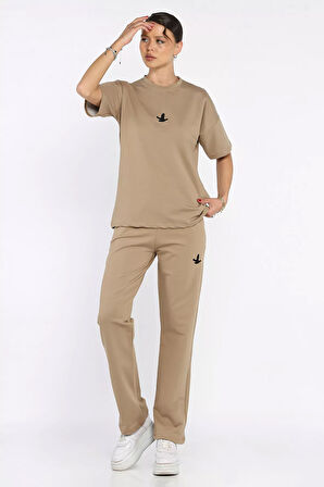 Kadın Nakış Detaylı Bisiklet Yaka Tişört Pantolon İkili Takım