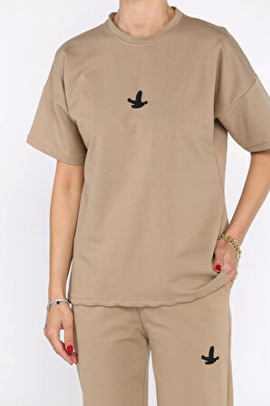 Kadın Nakış Detaylı Bisiklet Yaka Tişört Pantolon İkili Takım