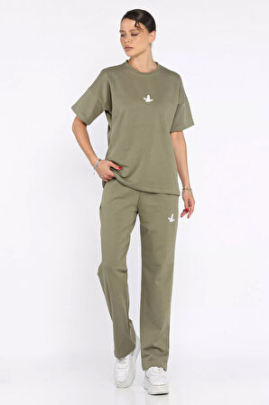 Kadın Nakış Detaylı Bisiklet Yaka Tişört Pantolon İkili Takım