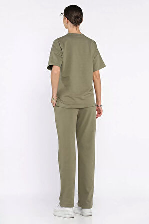 Kadın Nakış Detaylı Bisiklet Yaka Tişört Pantolon İkili Takım