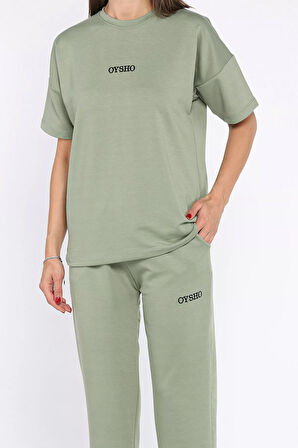 Kadın Bisiklet Yaka Nakış Detaylı Tişört Pantolon İkili Takım