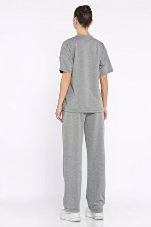 Kadın Kalp Nakışlı Bisiklet Yaka Tişört Pantolon İkili Takım